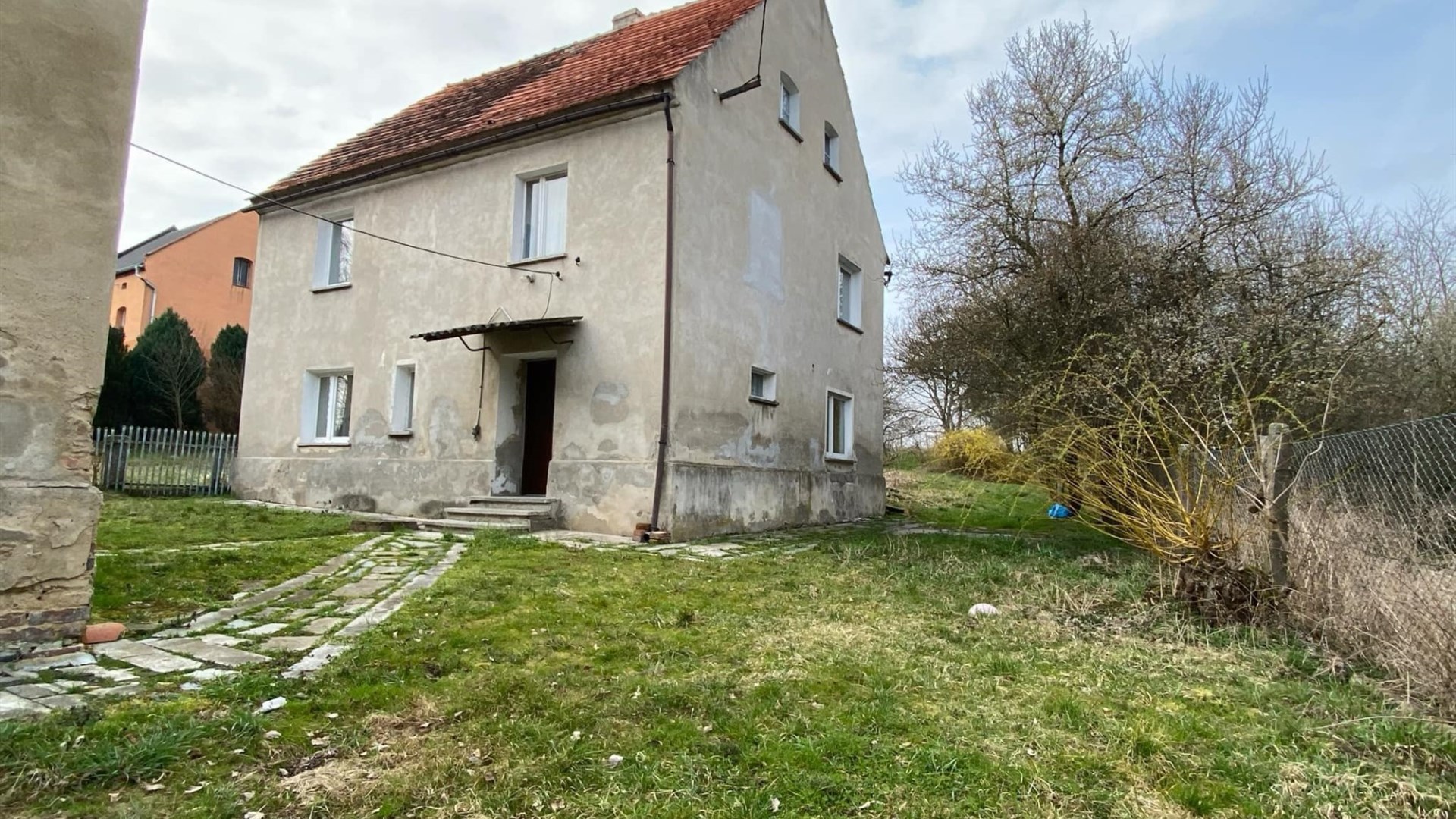 Dom na sprzedaż