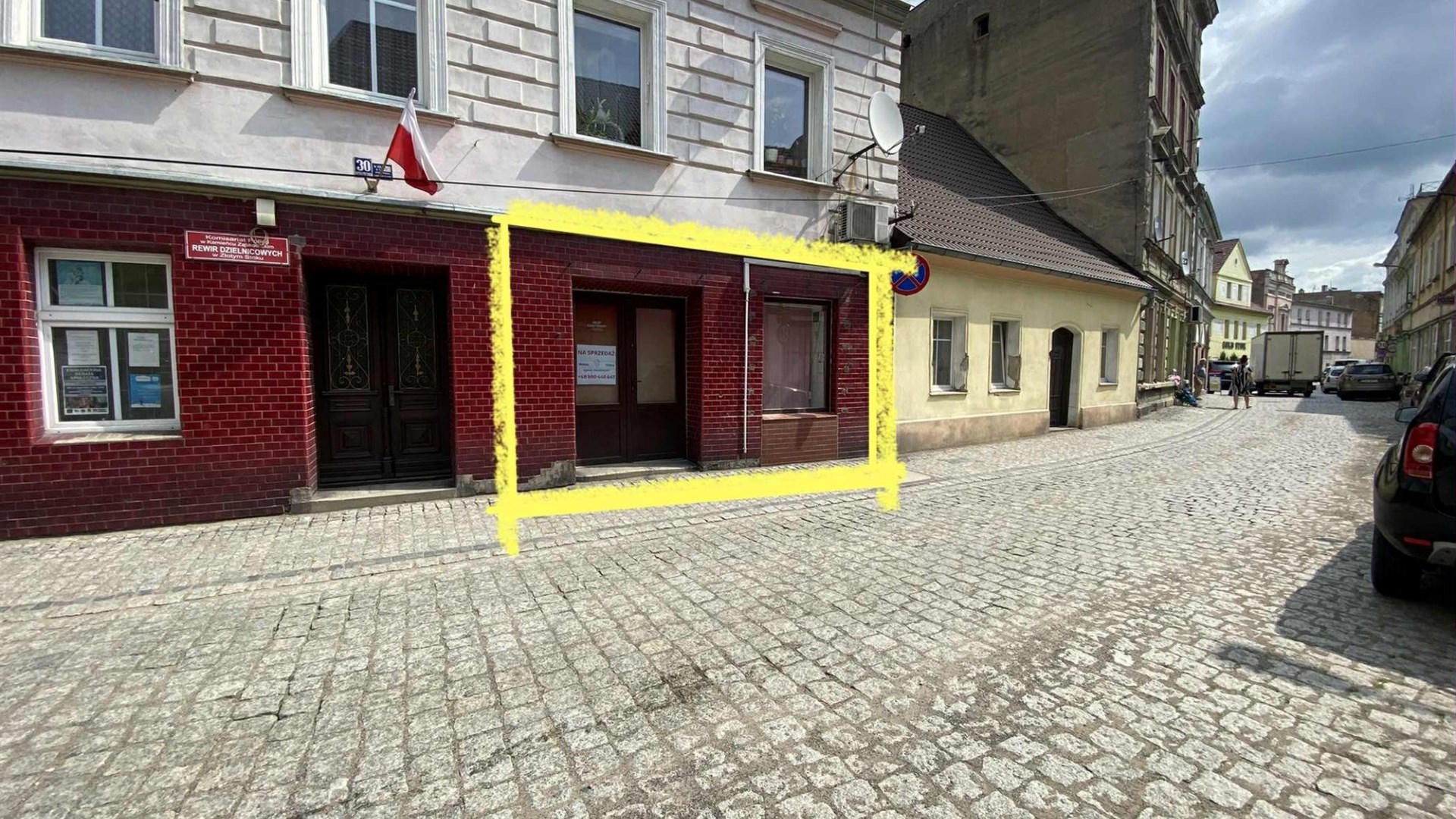 Lokal na sprzedaż